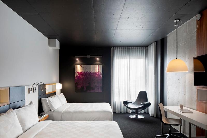 Alt Hotel Toronto Airport Мисисага Екстериор снимка