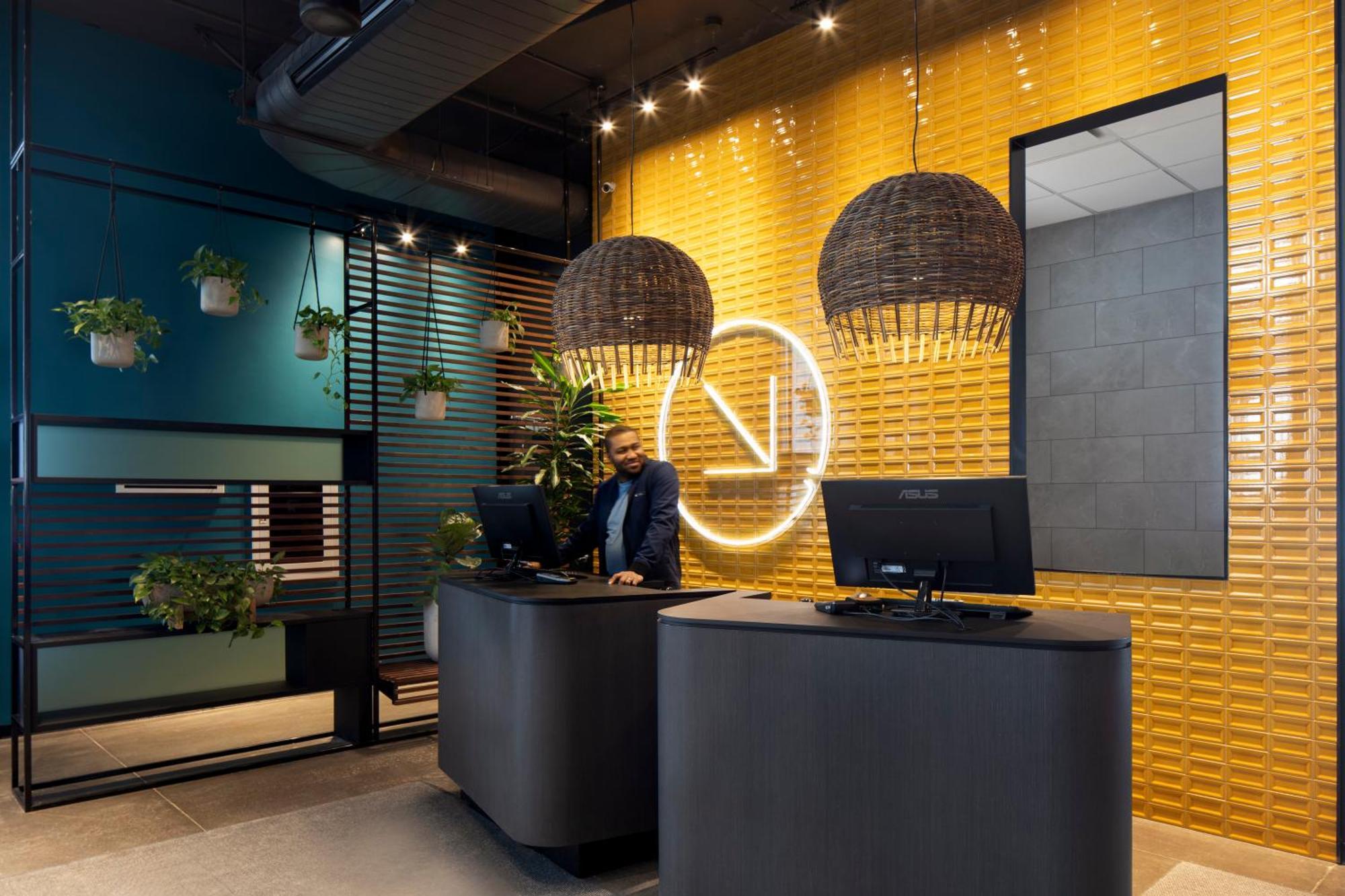 Alt Hotel Toronto Airport Мисисага Екстериор снимка
