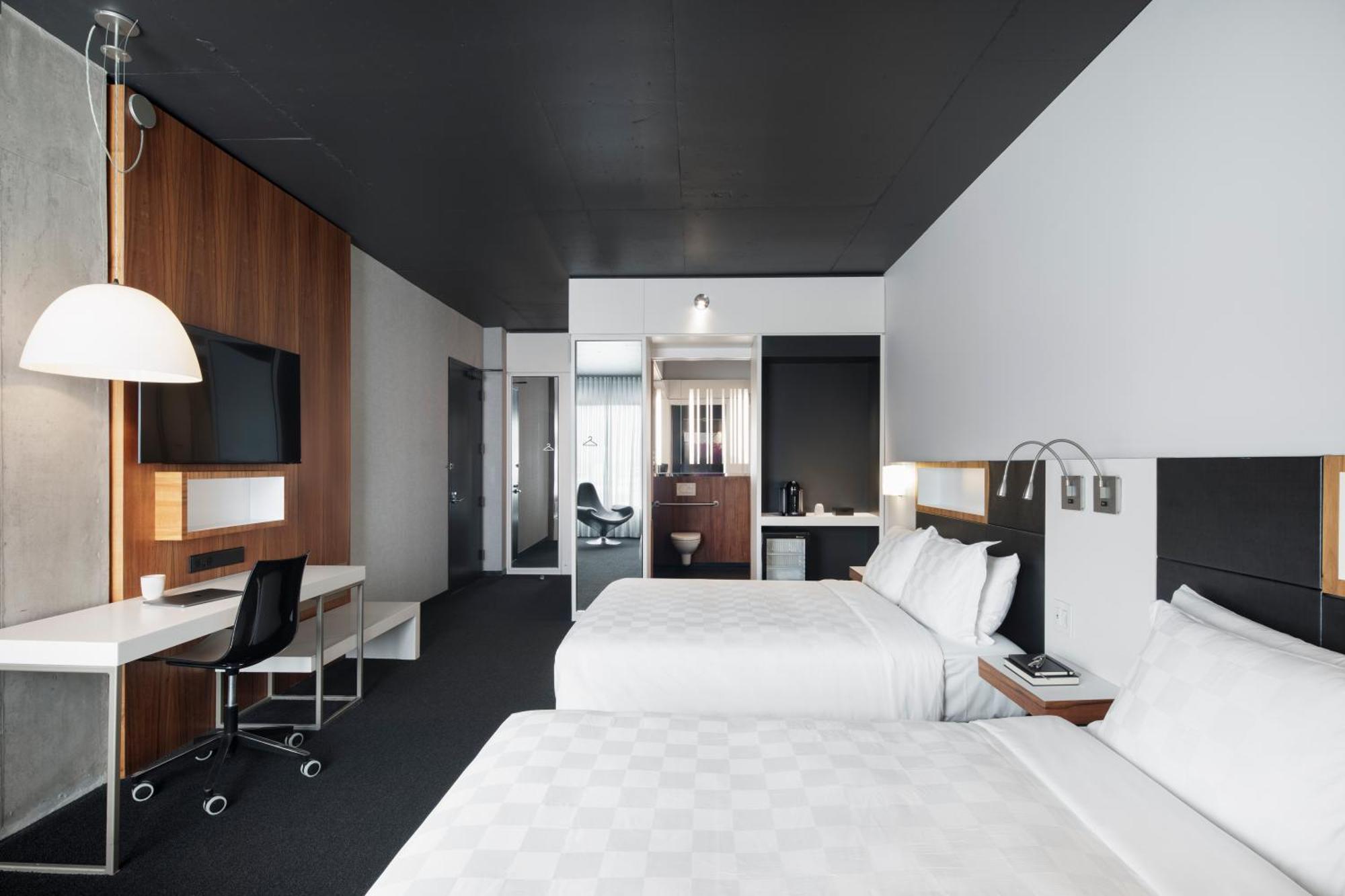 Alt Hotel Toronto Airport Мисисага Екстериор снимка