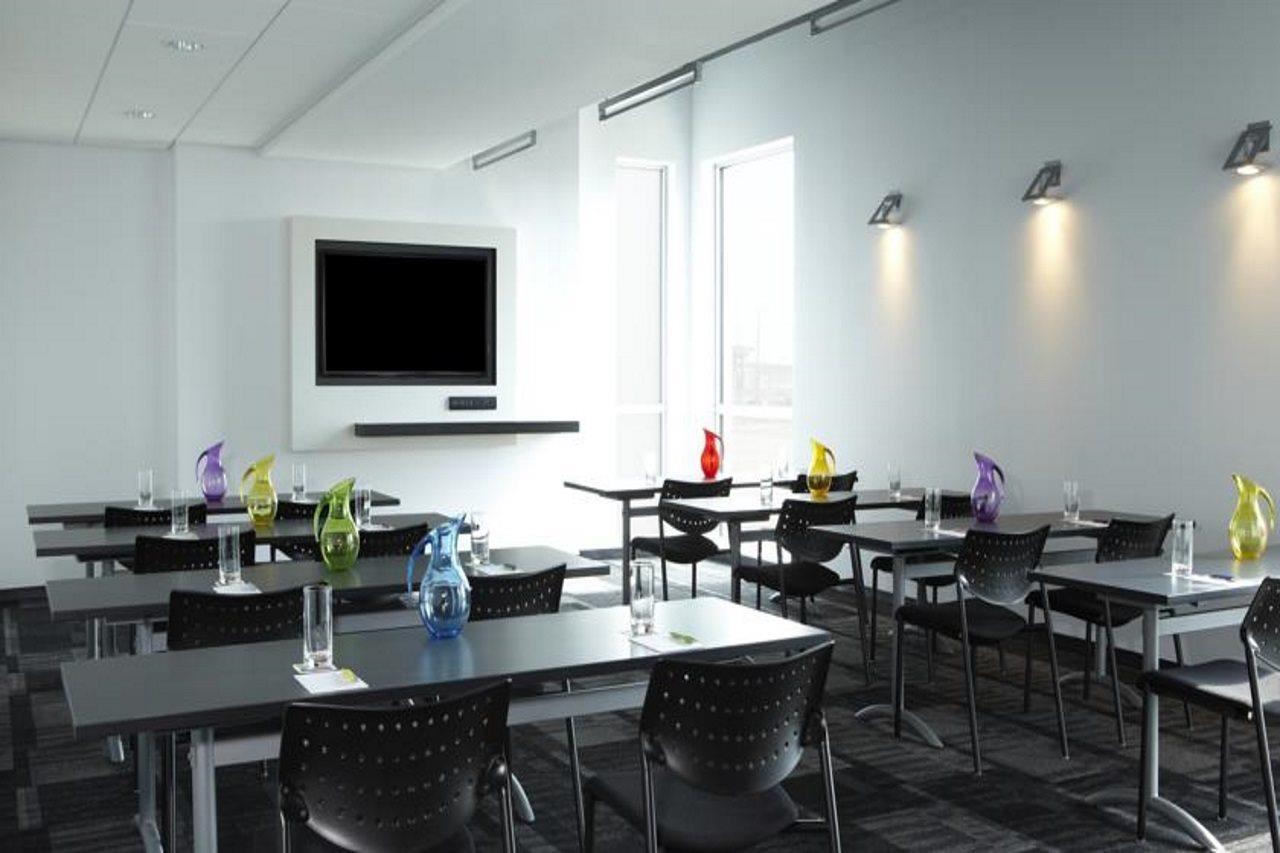 Alt Hotel Toronto Airport Мисисага Екстериор снимка
